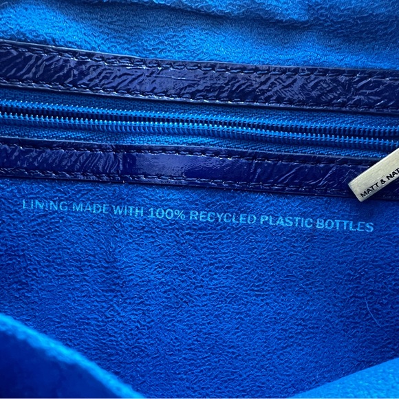 MATT & NAT - VINTAGE/VEGAN BLUE CRINKLE CLUTCH BAG - Picture 3 of 6